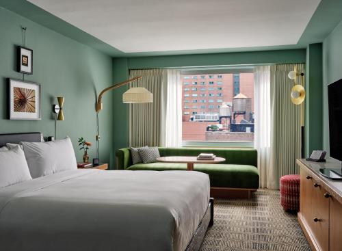 Romer Hell's Kitchen - Pet Friendly Hotels New York