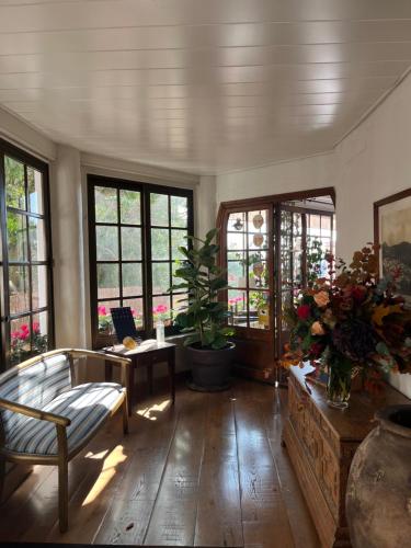 Hostal de la Plaça - Hotel Boutique