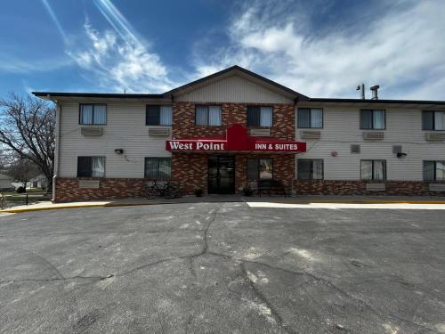 West Point Inn & Suites