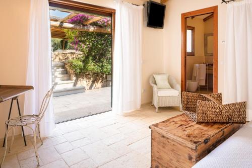 Albero Capovolto - Best Hotels in Sardinia