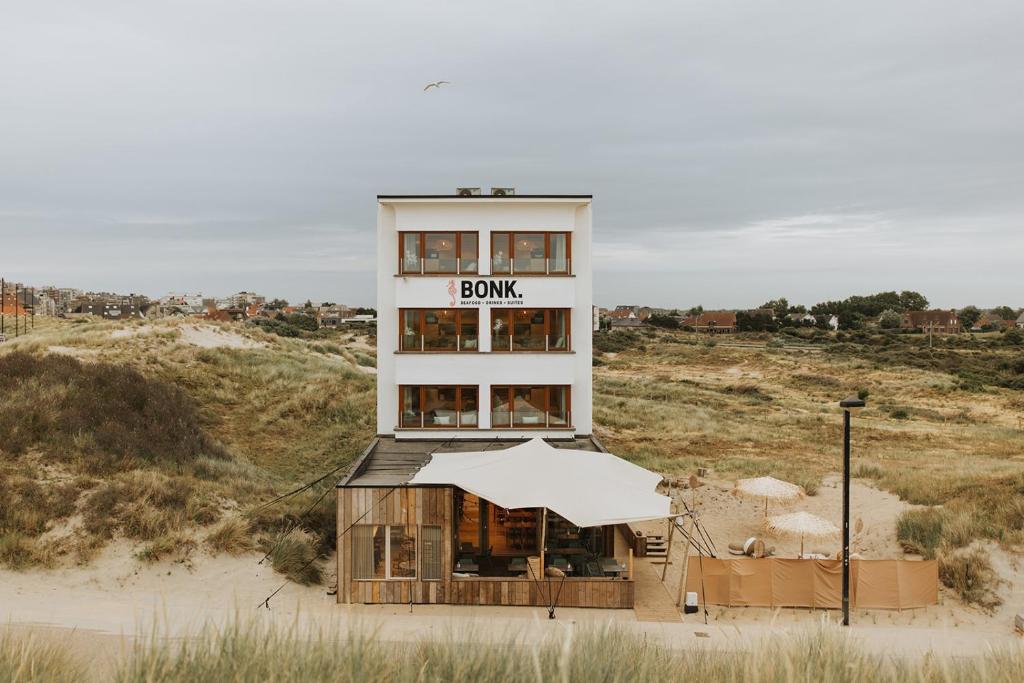 BONK suites - Best Hotels in Dunkirk