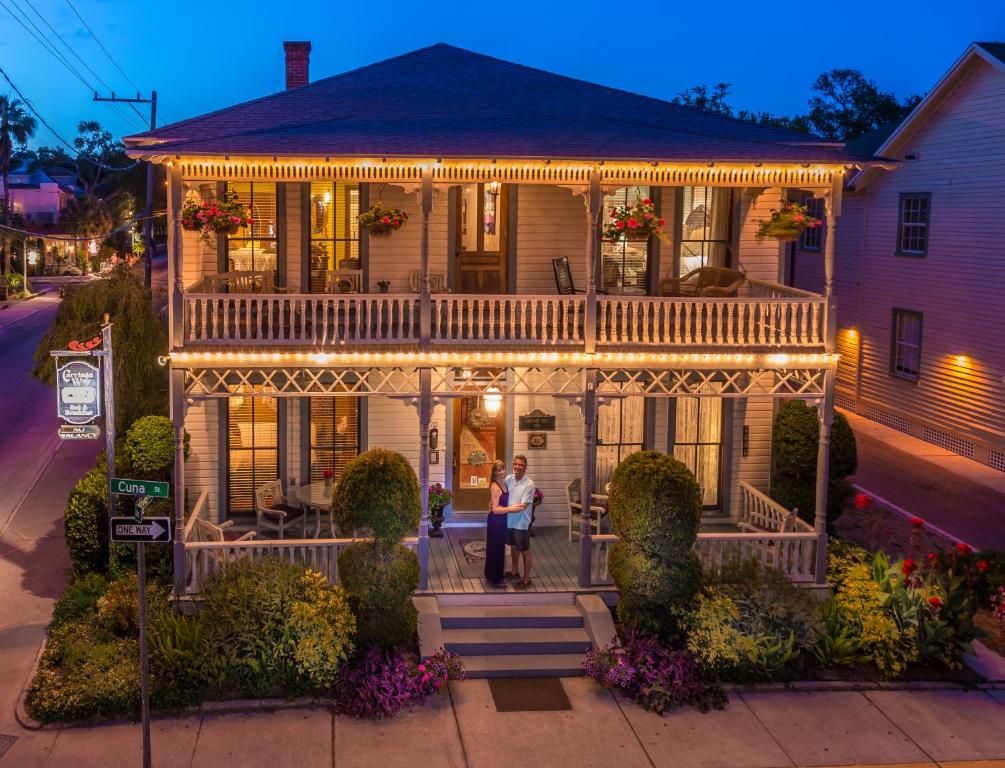 Carriage Way Inn Bed & Breakfast Adults Only - 21 years old and up - Best Hotels in St Augustine