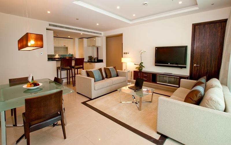 Bonnington Jumeraih Lakes Towers , JLT Cluster J , Dubai - Best Parking Hotels in Dubai