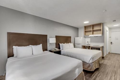 hotels with suites in Salt Lake City