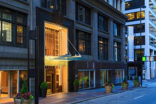 Renaissance Cincinnati Downtown Hotel - Best Business Hotels in Ohio