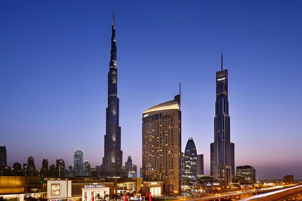 Fashion avenue Dubai Mall -The Residence - Best Fitness Hotels in Dubai