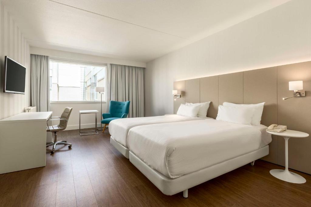 NH Amsterdam Schiphol Airport - Best Hotels with Airport Shuttle Service in Netherlands