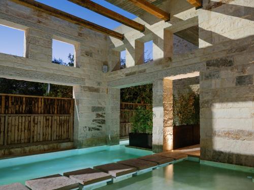 Amalen Suites Adults Only