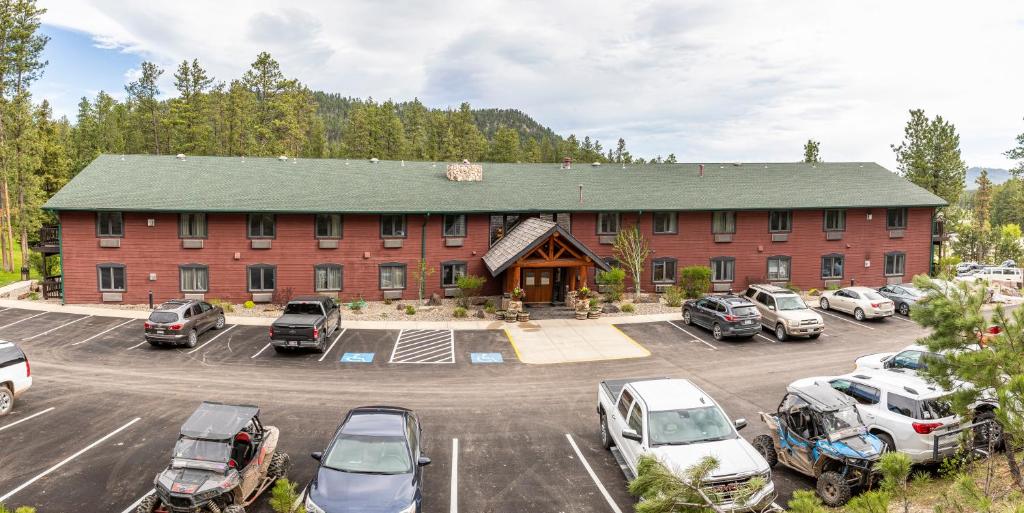 Lodge at Palmer Gulch - Best Pool Hotels in South Dakota