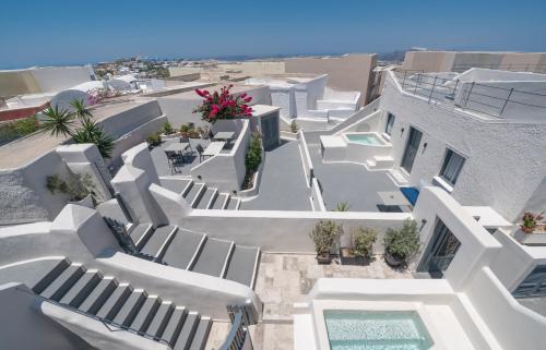 Alaya Suites