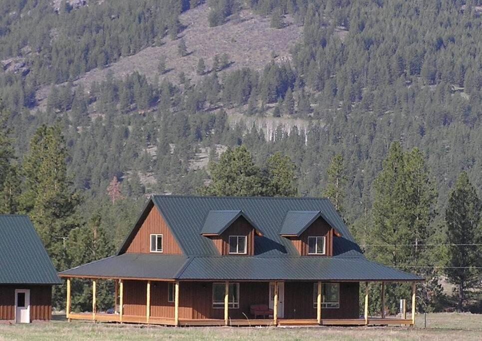 Tunk Valley Ranch House - Best Hotels in Washington State