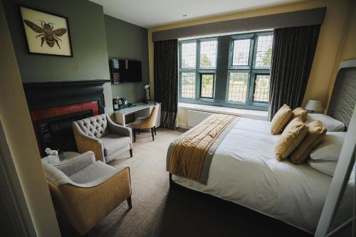 Caer Rhun Hall Hotel