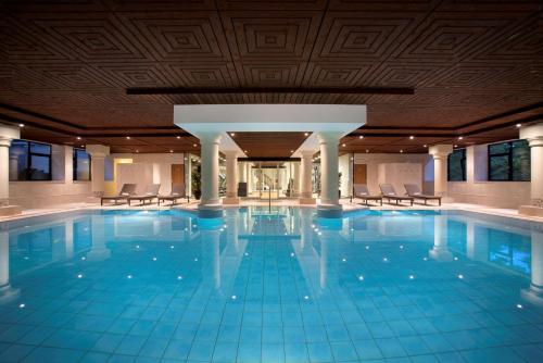 DoubleTree by Hilton Royal Parc Soestduinen - Best Golf Hotels in Netherlands