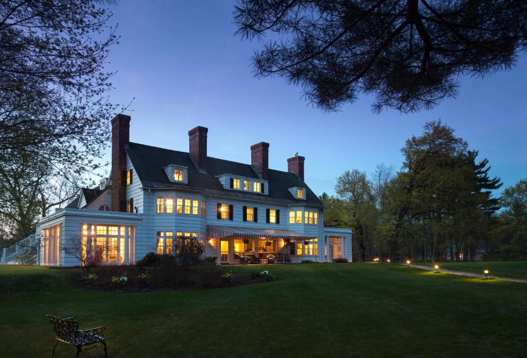 Four Chimneys Inn - Best Hotels in Vermont