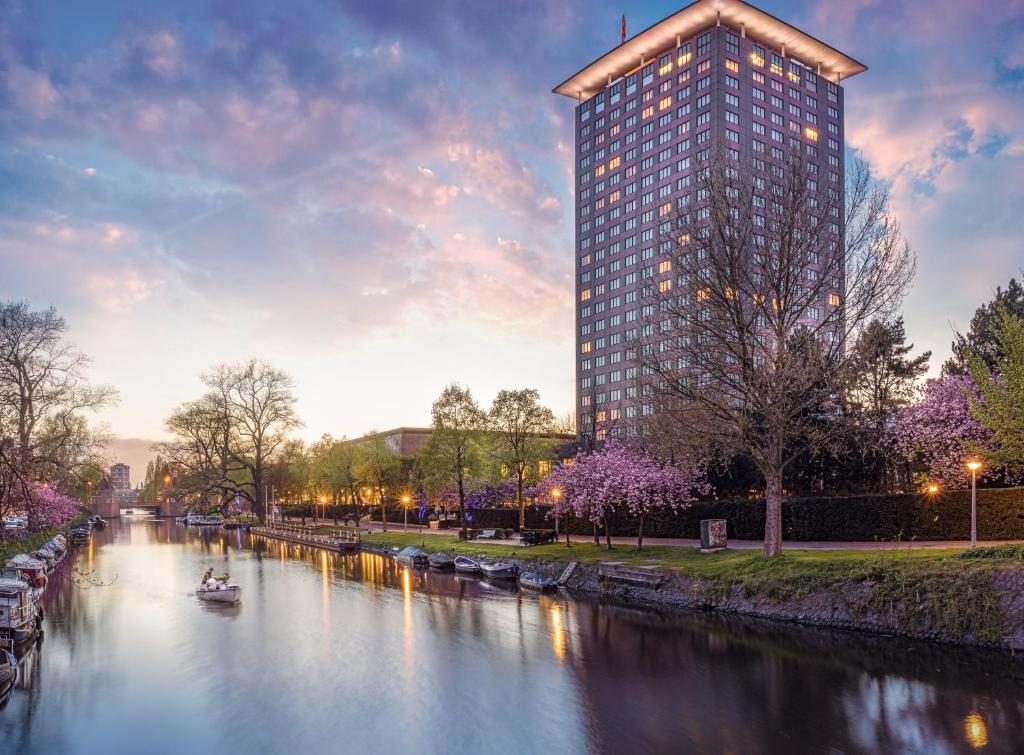 Hotel Okura Amsterdam – The Leading Hotels of the World - Spa Hotels in Amsterdam