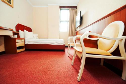 New May Flower Hotel - Best Hotels with Free Breakfast in Taipei