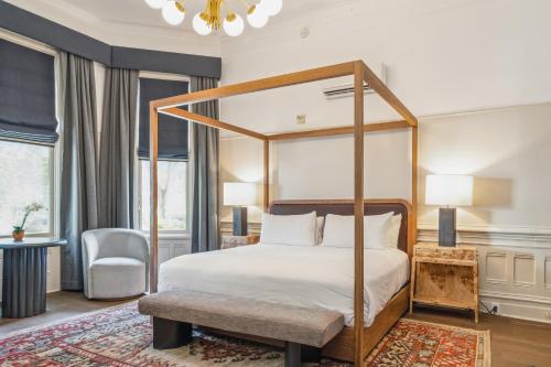 The White House Napa Valley - Best Hotels in Napa