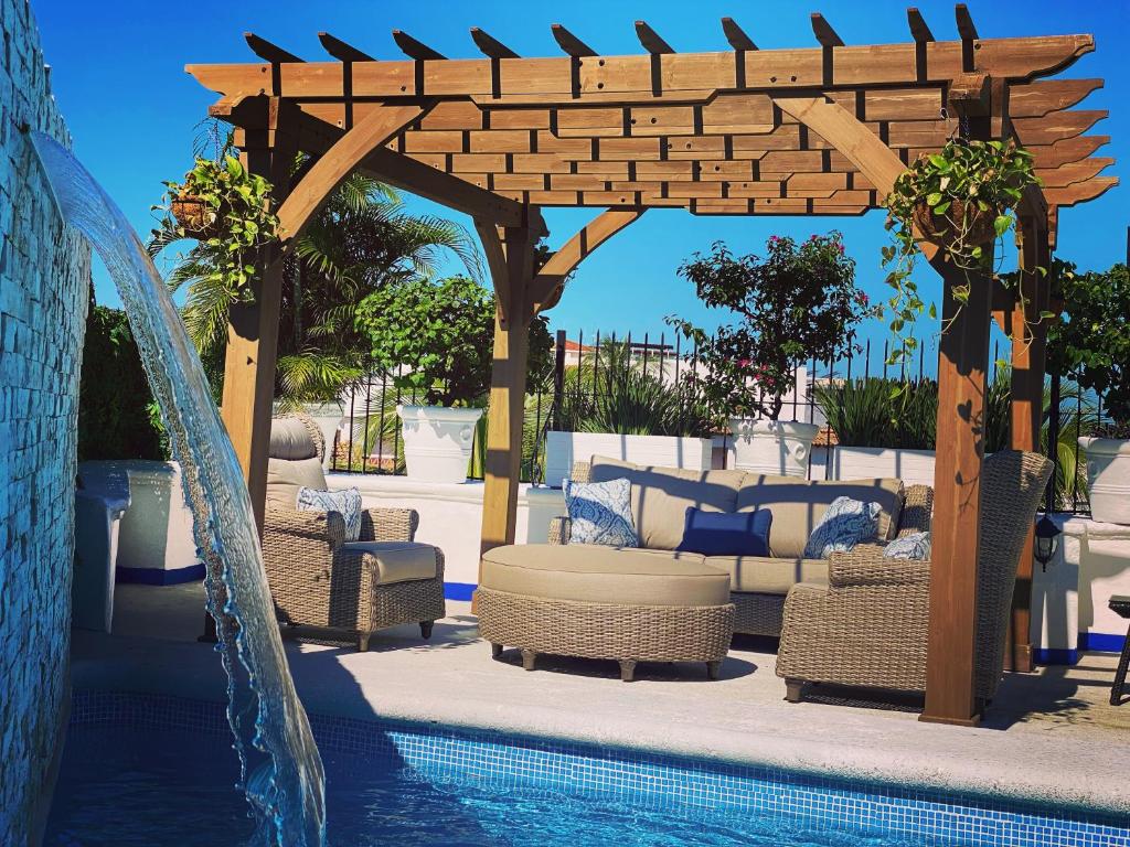 Hotel Suites Mar Elena - Best Hotels with Free Breakfast in Puerto Vallarta