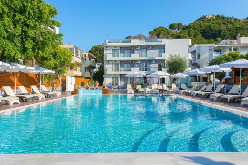 Sunny Days Hotel - Best Pet-Friendly Hotels in Rhodes