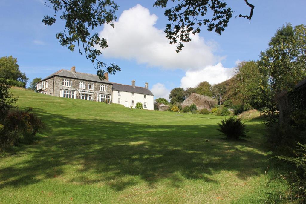 Costislost House - Best Hotels in Cornwall