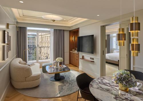 Mandarin Oriental Savoy, Zurich - Best Hotels Zug Canton