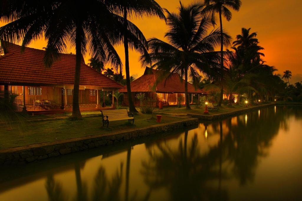 Kondai Lip Backwater Heritage Resort - Best Hotels in Kochi
