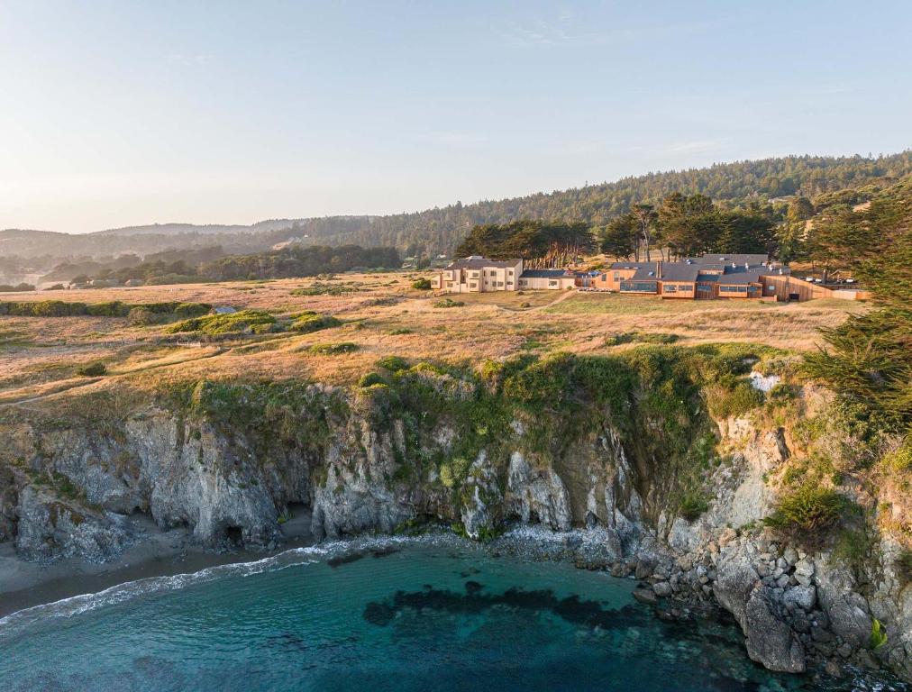 The Sea Ranch Lodge - Romantic Hotels in California