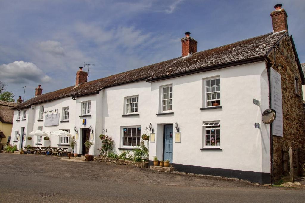 Rams Head Inn - Best Hotels in Devon