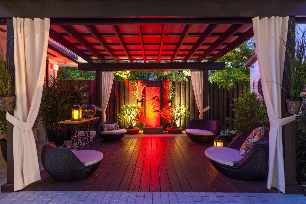 Bars B&B South Beach Hotel - Best Hotels in Miami