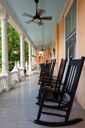 200 South Street Inn - Best Hotels in Charlottesville