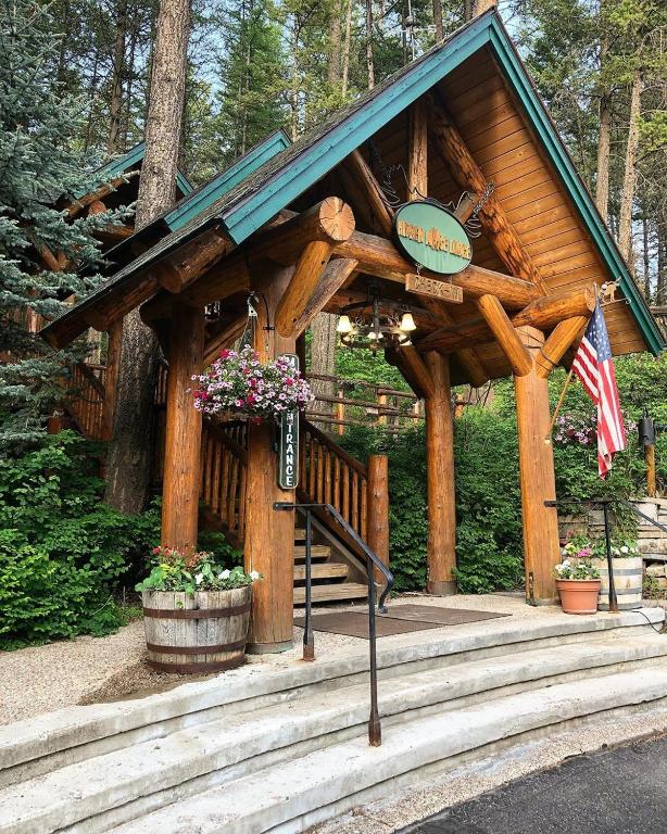 Hidden Moose Lodge - Best Hotels in Whitefish
