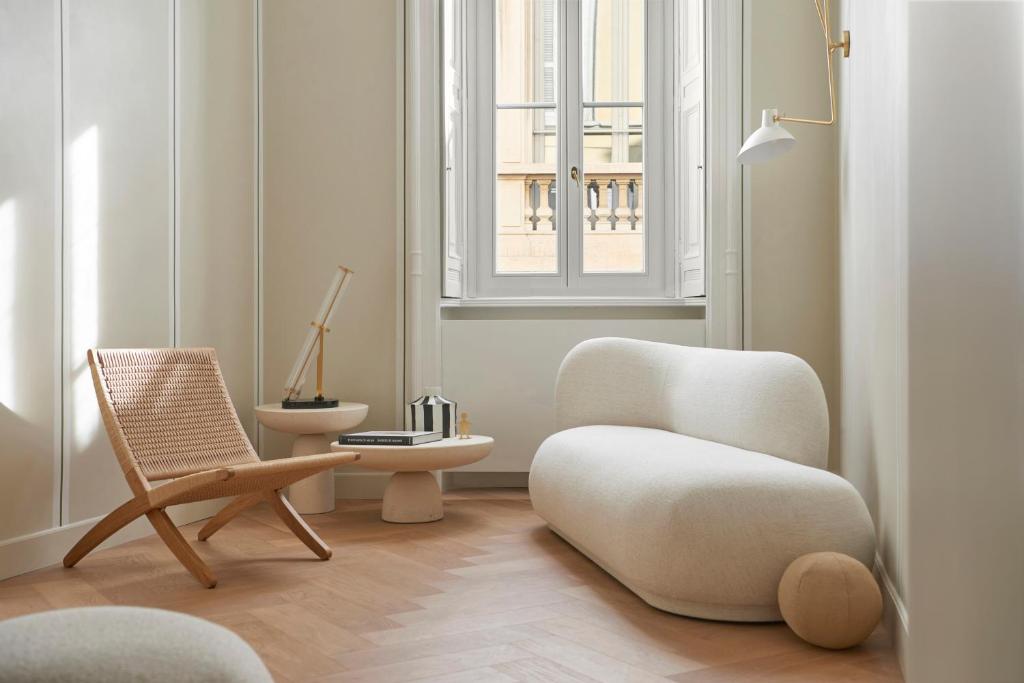 Crossing Manzoni - Best Hotels in Lombardy
