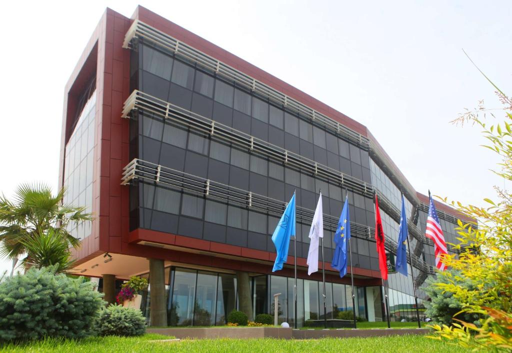 Best Western Premier Ark Hotel - Best Parking Hotels in Albania