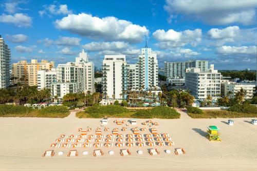 Andaz Miami Beach, By Hyatt - Hotels with Pools in Miami