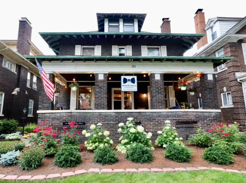 The Butler House Bed & Breakfast - Best Hotels in Niagara Falls, NY