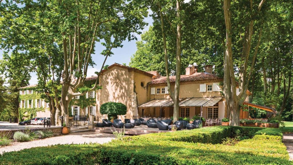 Moulin de Vernègues Hôtel & Spa - Best Pool Hotels in Aix-en-Provence