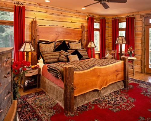 The Fern Lodge - Best Hotels in the Adirondacks