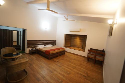 Wild Woods Tiger Resort
