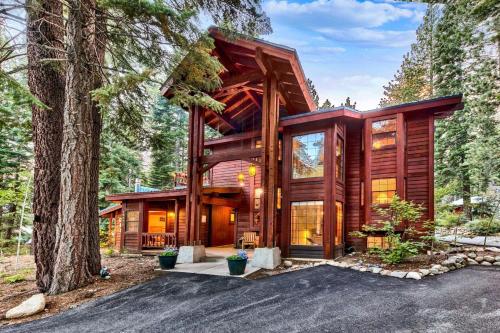 Donner Lake Inn - Best Spa Hotels in Lake Tahoe, CA