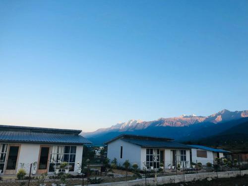 Bir Valley Retreat