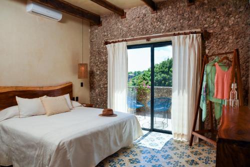 Mero Mero Hotel