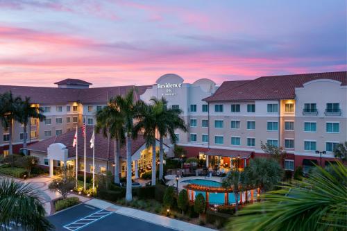 Residence Inn by Marriott Fort Myers at I-75 and Gulf Coast Town Center - Best Fitness Hotels in Fort Myers, FL