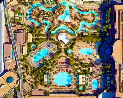 Summer fun at the Panorama Vista Suite- 1br 2ba, Full Kitchen, Strip View, Balcony
