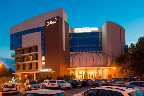 Hotel On Plonge Junior - Best Hotels with Free Breakfast in Romania