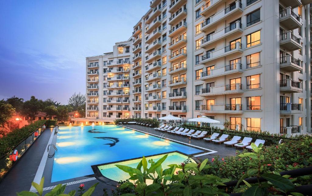 Elegant Suites Westlake - Best Spa Hotels in Hanoi