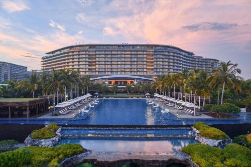 The Westin Blue Bay Resort & Spa - Best Hotels with Airport Shuttle Service in China