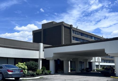 Indy Hotel - Best Hotels in Indianapolis