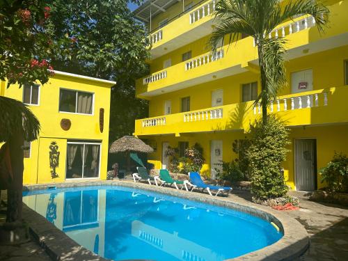 Coco Hotel and Hostel - Best Pet-Friendly Hotels in Puerto Plata
