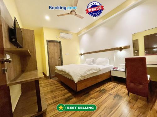 HOTEL SHIVAM ! VARANASI होटल शिवम హోటల్ శివం ஹோட்டல் சிவம் Forɘigner's Choice ! fully Air-Conditioned hotel with Lift & Parking availability, near Kashi Vishwanath Temple, and Ganga ghat, Best hotel in varanasi 3