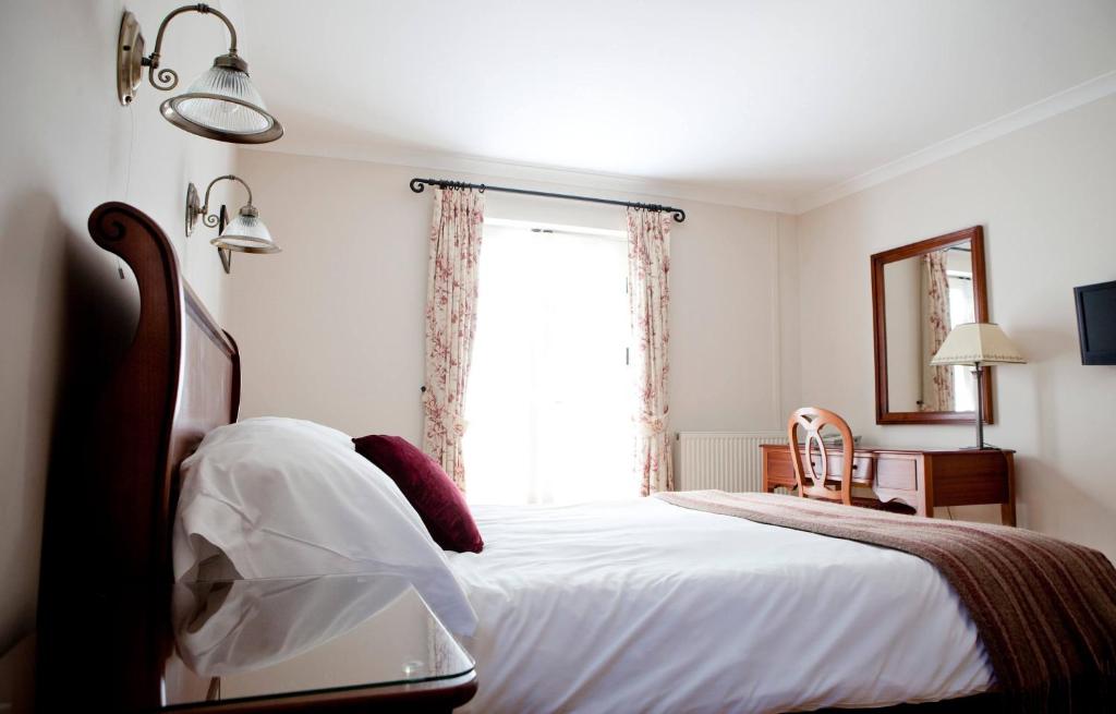 The King Arthur Hotel - Best Hotels in Gower Peninsula